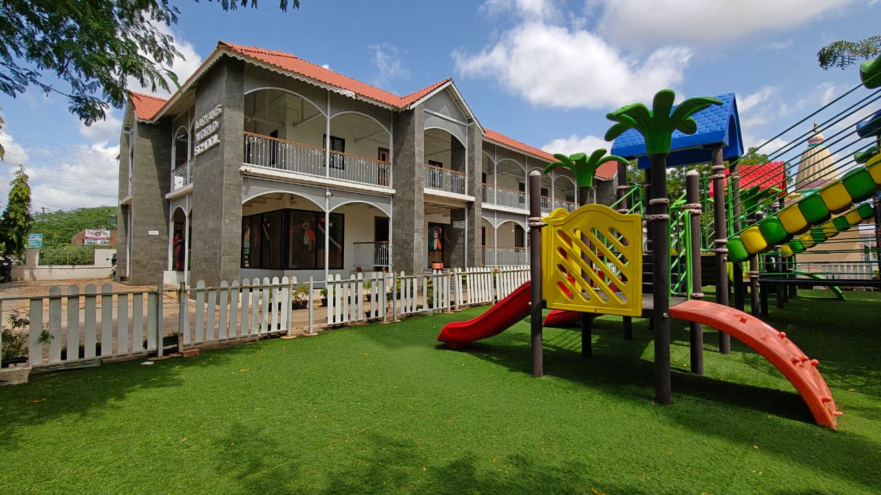 Aaryans World School Solapur