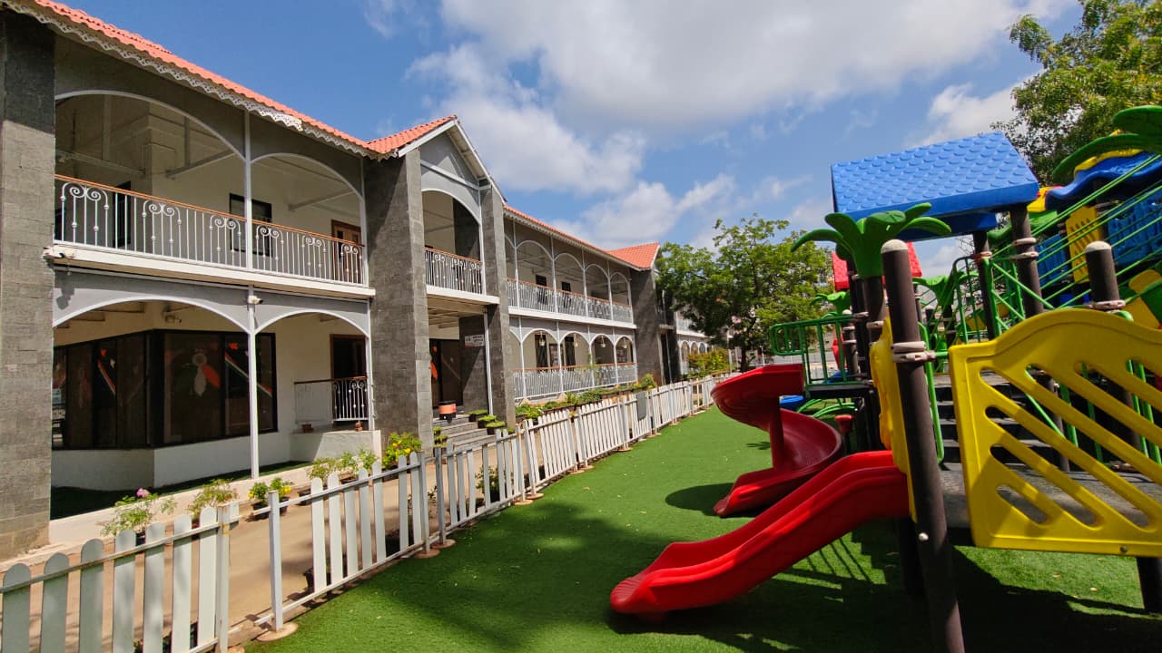 Aaryans World School Solapur